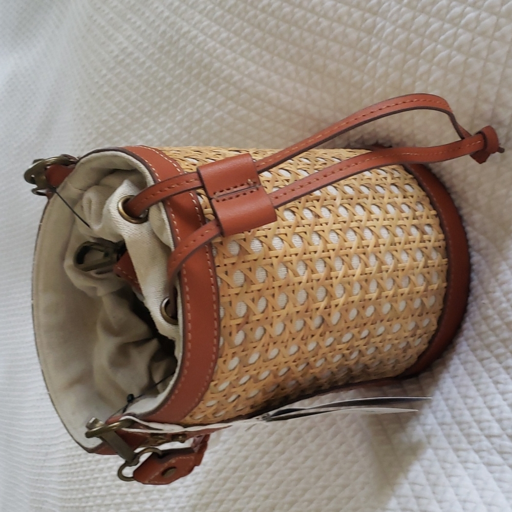 Cross body purse